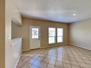 2251 Waxwing Dr in League City, TX - Building Photo - Building Photo