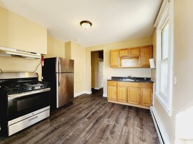 68 Bostwick Ave, Unit 3L Apartments