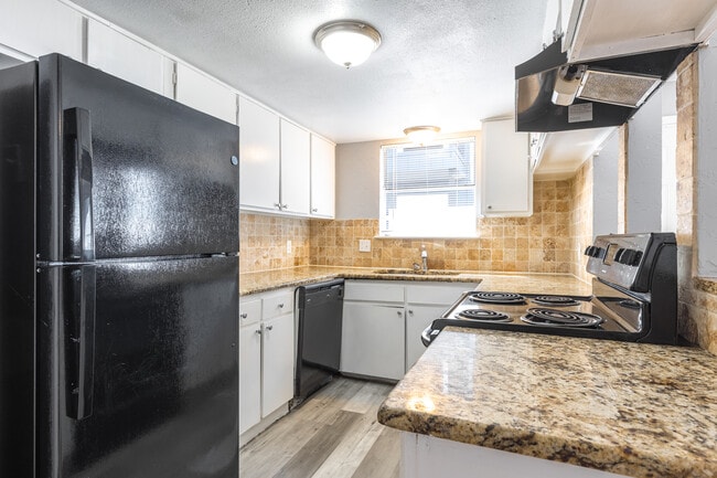 Treehouse Apartments