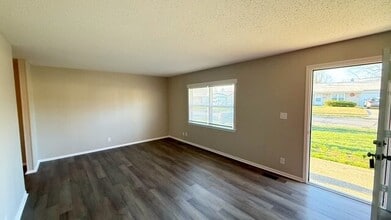 9148 Rochelle Dr in Indianapolis, IN - Building Photo - Building Photo