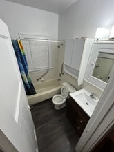 3238 Ridgeway Ave in Madison, WI - Building Photo - Building Photo