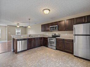 504 Cider Hill Rd in Jacksonville, NC - Building Photo - Building Photo