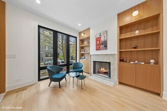 1844 N Maud Ave in Chicago, IL - Building Photo - Building Photo