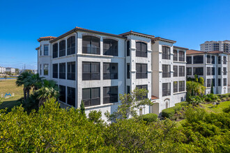 Casa Bahia at Westshore Yacht Club in Tampa, FL - Foto de edificio - Building Photo