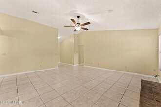 8138 Corky Ln in Jacksonville, FL - Building Photo - Building Photo