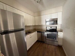 673 Haven Pl in Tarpon Springs, FL - Building Photo - Building Photo