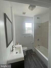 748 McCabe Ave photo'