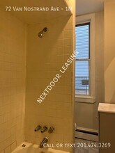 72 Van Nostrand Ave in Jersey City, NJ - Building Photo - Building Photo