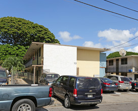 94-113 Pupupuhi St in Waipahu, HI - Building Photo - Building Photo