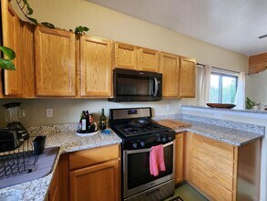 4028 Paseo del Sol in Santa Fe, NM - Building Photo - Building Photo