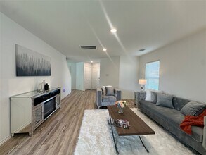 11079 N Lake Mist Ln in Willis, TX - Building Photo - Building Photo