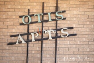 1435 Otis St in Lakewood, CO - Building Photo - Building Photo