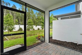 27881 Radiant Ct in Bonita Springs, FL - Building Photo - Building Photo