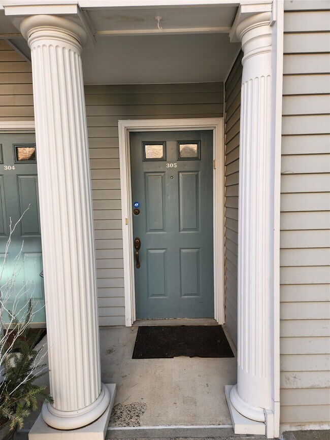 36 Greenridge Ave in White Plains, NY - Building Photo - Building Photo
