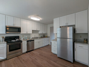 Holiday Park Apartments and Townhomes in Pittsburgh, PA - Building Photo - Building Photo
