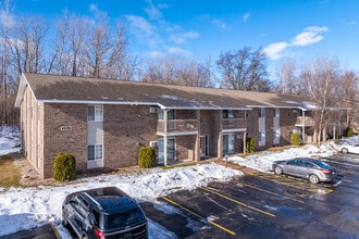 Birchwood Park, LLC in Green Bay, WI - Foto de edificio - Building Photo