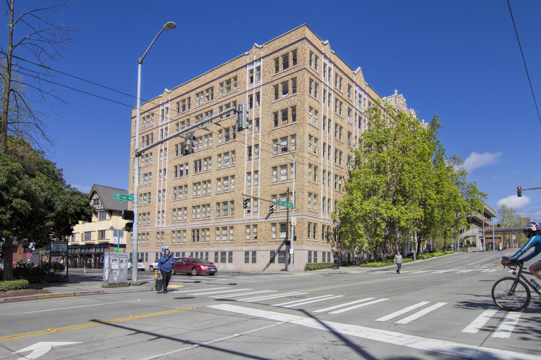 Commodore Duchess in Seattle, WA - Foto de edificio