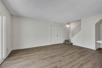 8223 N 34th Dr in Phoenix, AZ - Building Photo - Building Photo