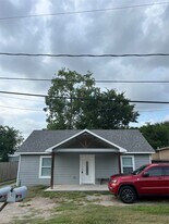 7909 Brutus St in Houston, TX - Building Photo
