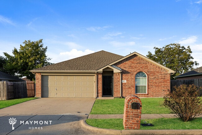 property at 1213 Crooked Creek Ct