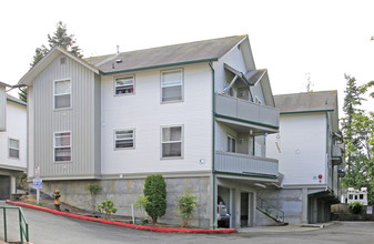 Bridgecreek Apartments in Everett, WA - Building Photo - Building Photo