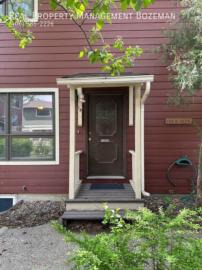 property at 128 S 15th Ave