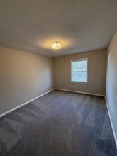 9140 Hillsville Rd in Trinity, NC - Foto de edificio - Building Photo