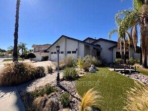 25483 Blackthorne Dr in Murrieta, CA - Building Photo - Building Photo