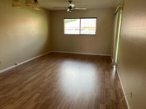 2460 Northside Dr in Clearwater, FL - Building Photo - Building Photo
