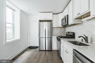 3010 Agate St in Philadelphia, PA - Building Photo - Building Photo