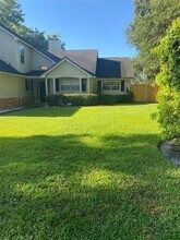 303 Silver Pine Dr in Lake Mary, FL - Building Photo - Building Photo
