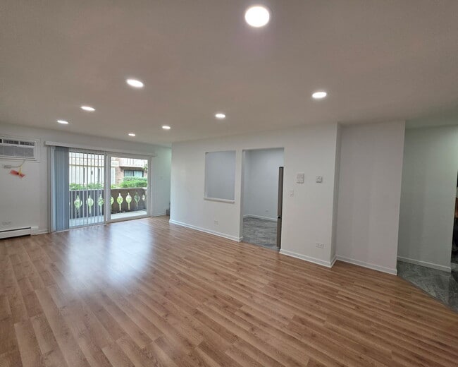 6 Parkside Ct in Vernon Hills, IL - Foto de edificio - Building Photo