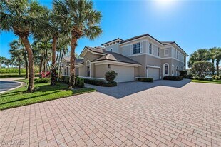 10005 Valiant Ct in Miromar Lakes, FL - Building Photo