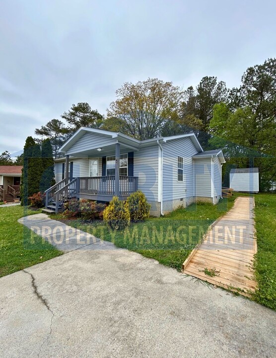 1409 Sellers Ave SE in Cleveland, TN - Building Photo