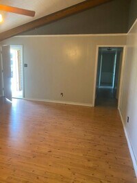 105 Simon Latour Rd photo'