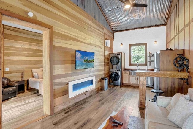15460 Co Rd 3 in Fairhope, AL - Building Photo - Building Photo