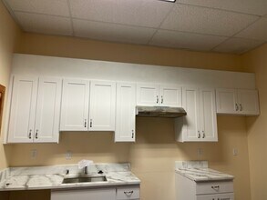 7025 California Ave SW in Seattle, WA - Building Photo - Building Photo