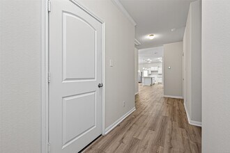 15059 Meadow Glen N in Conroe, TX - Building Photo - Building Photo