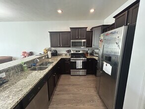 1005 Chase Creek Cir in Tallahassee, FL - Building Photo - Building Photo
