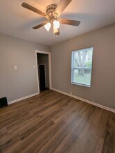 8000 Aline Ave in Berkeley, MO - Building Photo - Building Photo
