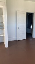 13 S Peninsula Dr in Daytona Beach, FL - Building Photo - Building Photo