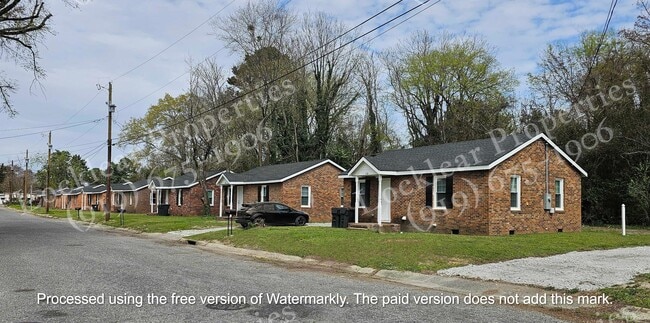 608 Hugh St in Goldsboro, NC - Building Photo - Building Photo