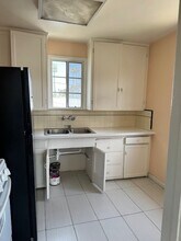 5735 1/2 Ruthelen St, Unit 5735 in Los Angeles, CA - Building Photo - Building Photo