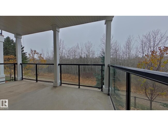 3010 33 Ave NW in Edmonton, AB - Building Photo - Building Photo