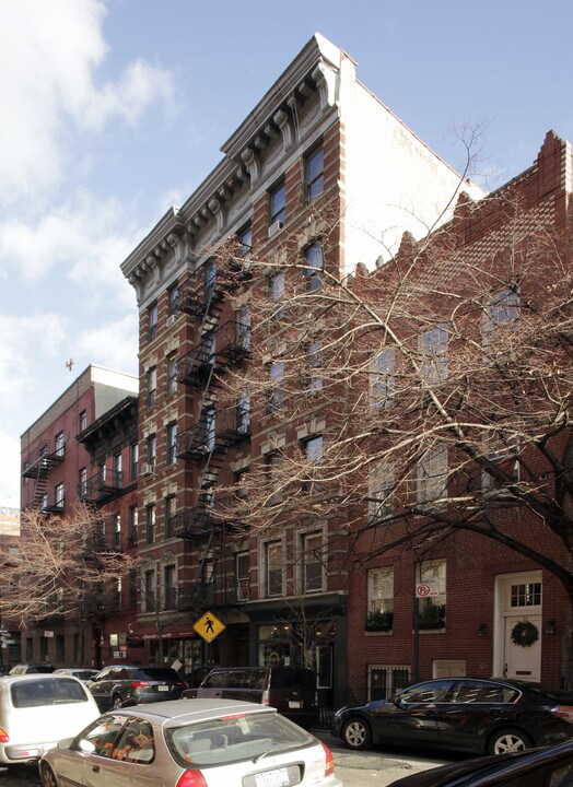 Quinto Quarto in New York, NY - Foto de edificio