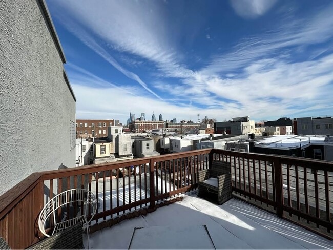 2213 Federal St in Philadelphia, PA - Foto de edificio - Building Photo