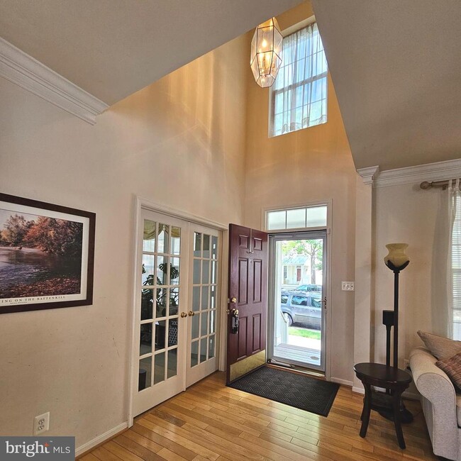 42991 Chesterton St in Ashburn, VA - Building Photo - Building Photo