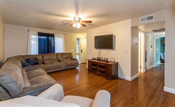 4127 N 79th Dr in Phoenix, AZ - Building Photo - Building Photo