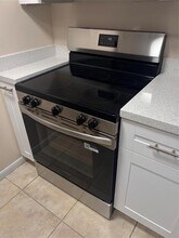 2074 NW 43 Terrace in Lauderhill, FL - Building Photo - Building Photo