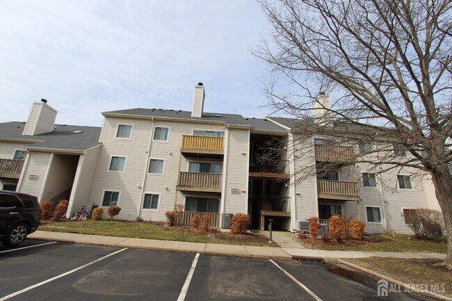 1905 Aspen Dr in Plainsboro, NJ - Building Photo - Building Photo